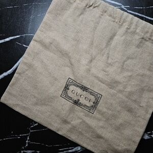 Gucci Beige Dust Bag , 10×9.5 .